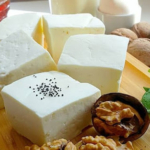 پنیر و گردو